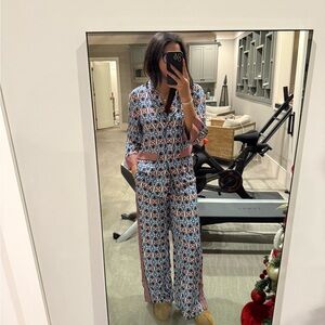 Stylish Blue Patterned set
